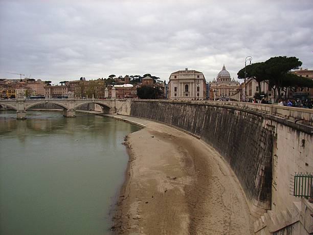 istock Rome - Tiber and St. Peter 510164958