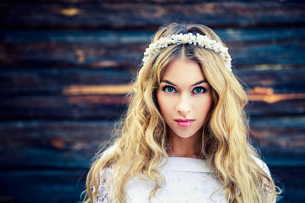 istock Beautiful Bride on Wooden Background 510170754