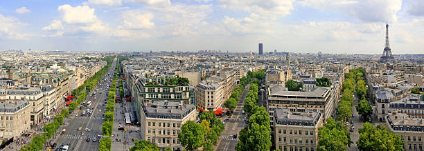 istock France - Paris 510203887