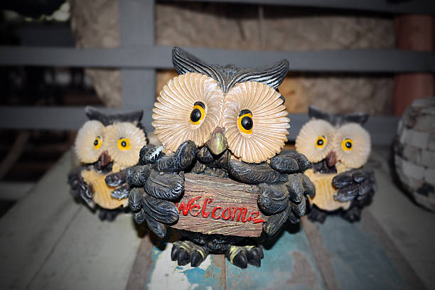 istock Owl hold welcome banner. 510206293