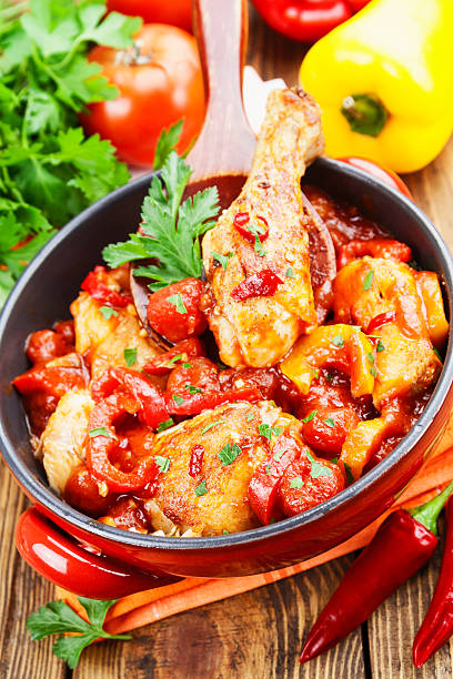 istock Chicken in a sauce of tomato and pepper 510225218