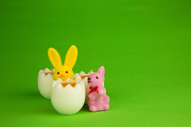 istock Easter decoration with candle and figurines bunnies 510226832
