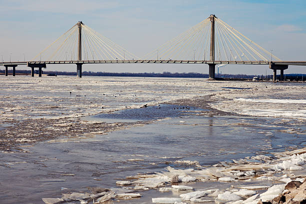 istock Clark Bridge in Alton 510228943