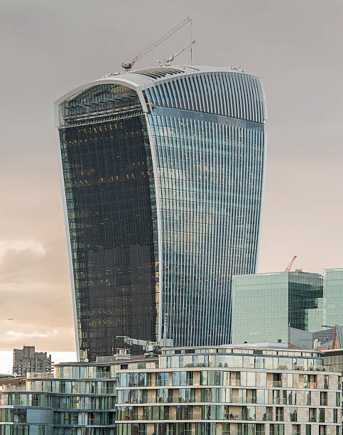 istock London Skyscraper with residences in front, London, Sunset 510229327