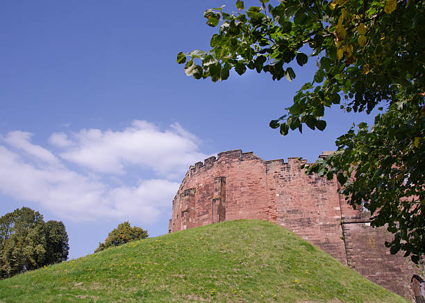 castelo velho chester - castle famous place low angle view england - fotografias e filmes do acervo