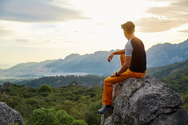 istock traveler on the cliff 510236366
