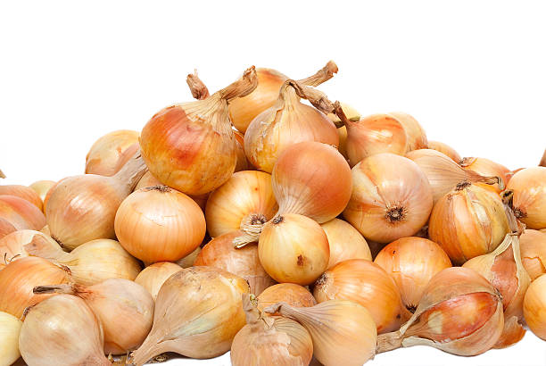 istock Pile of onions 510241364