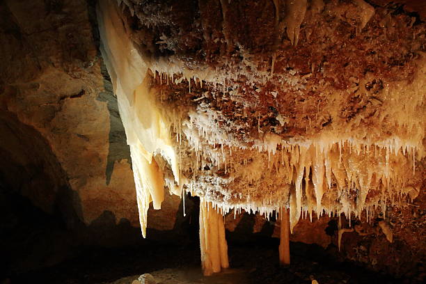 istock Caves in Australia 510244513