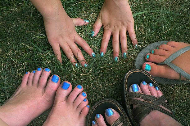 istock Blue and Green Fingernails 510285959