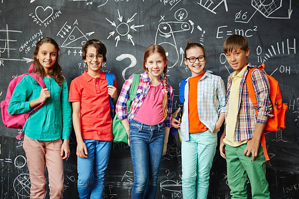 istock Row of schoolkids 510308710