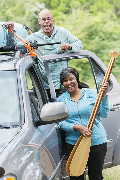 istock Mature couple preparing to go canoeing 510309106