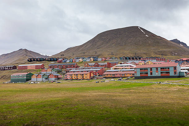 istock View over Longyearbyen, Svalbard, Norway 510317952