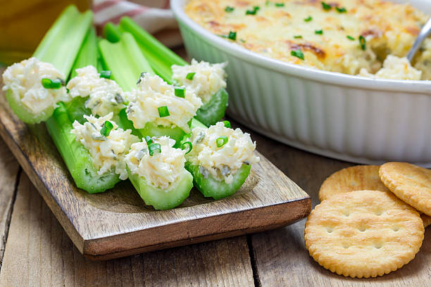 istock Baked crab dip, served with seley sticks and crackers 510325096