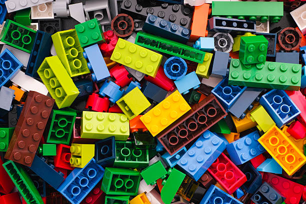 heap de blocos de lego - block blue brick building activity imagens e fotografias de stock