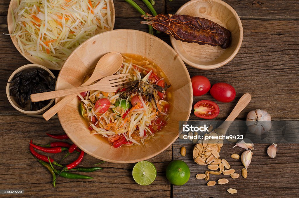 Éléments de salade - Photo de Ail - Légume à bulbe libre de droits