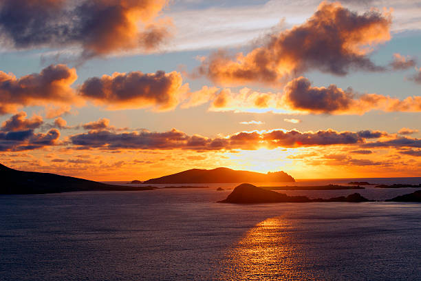 Blasket Islands at sunset in county Kerry, Ireland Blasket Islands at sunset in county Kerry, Ireland - The edge of Western Europe dingle bay stock pictures, royalty-free photos & images