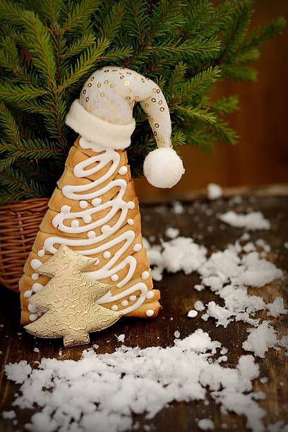 istock Christmas tree cookies 510337215