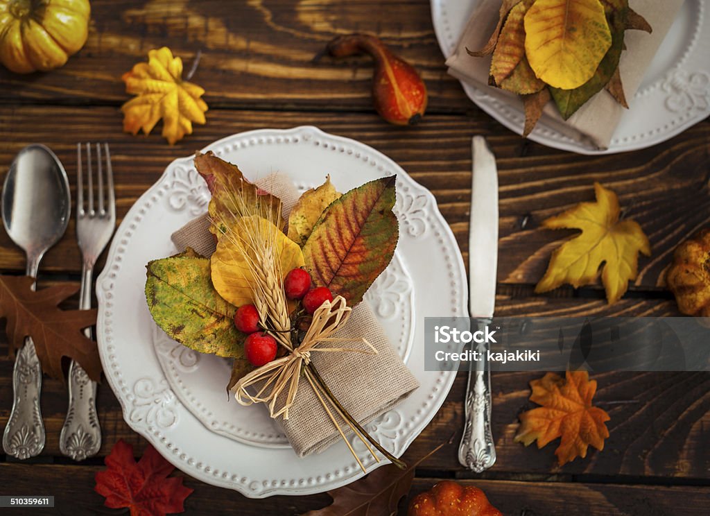 Otoño Disposición de mesas - Foto de stock de Comida del mediodía libre de derechos