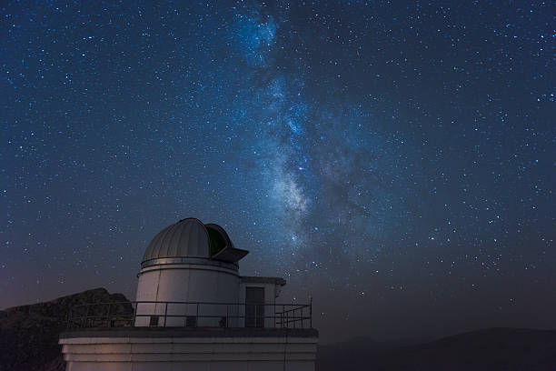 via láctea com telescópio - lagoon nebula imagens e fotografias de stock