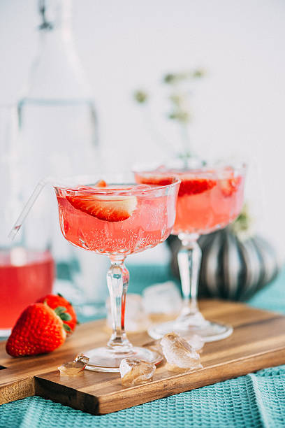 istock Pink summer cocktail drink with strawberries 510392040