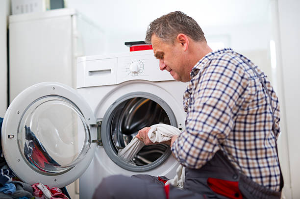 istock Repairing Washing Machine 510397532