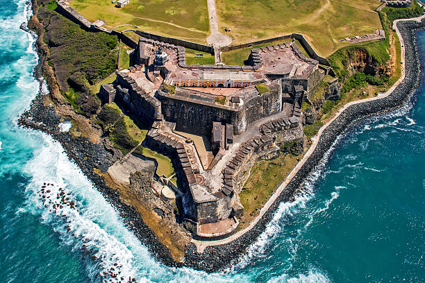 El Morro Castillo San Felipe del Morro also known as Fort San Felipe del Morro or El Morro Castle, is a 16th-century citadel located in San Juan, Puerto Rico. puerto rico photos stock pictures, royalty-free photos & images