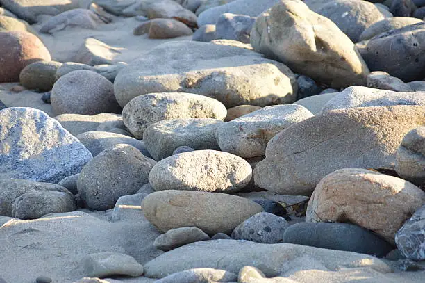 white rocks on the shoreline