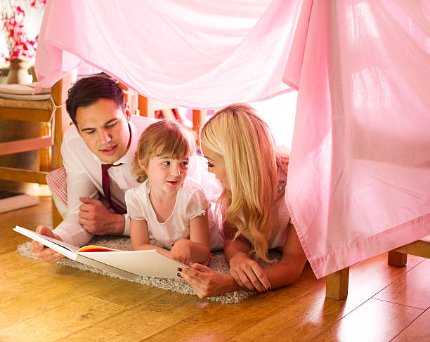 istock family storytime 510437075