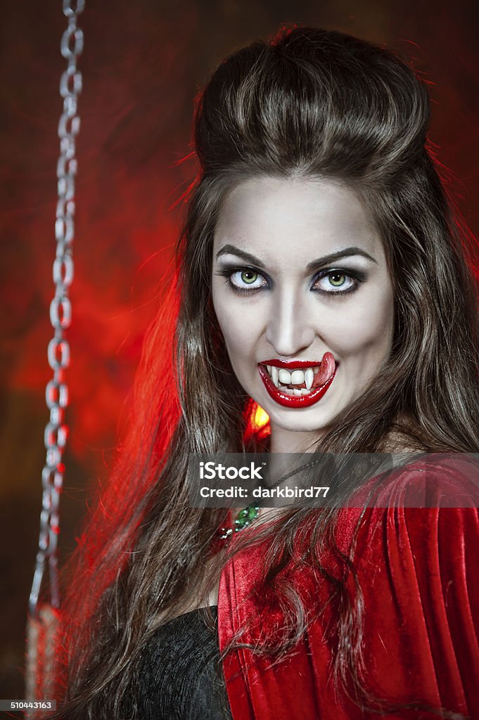 Hermosa mujer halloween vampiro - Foto de stock de Adulto libre de derechos