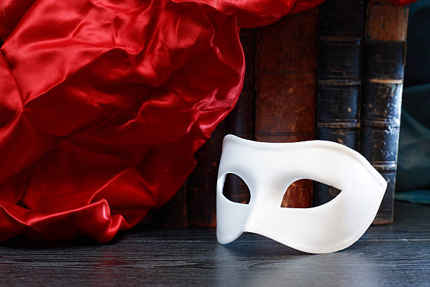 istock Mask And Books 510474456