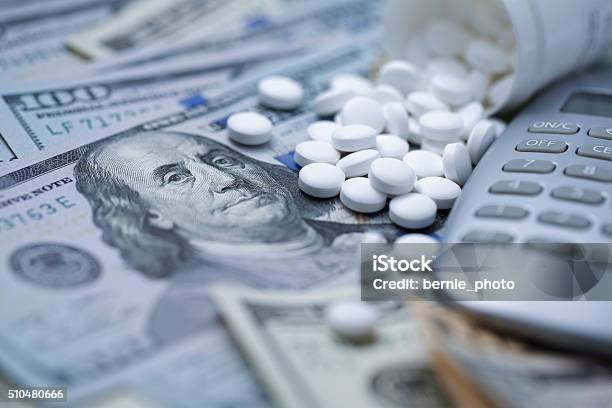 High Cost Of Healthcare Stock Photo - Download Image Now - Aspirin, Bottle, Business