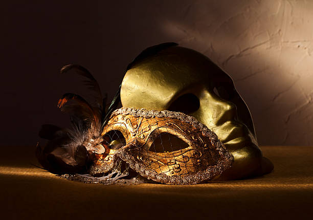 istock Two golden Venetian masks 510563993