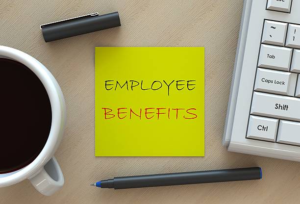istock EMPLOYEE BENEFITS, message on business note paper 510569044