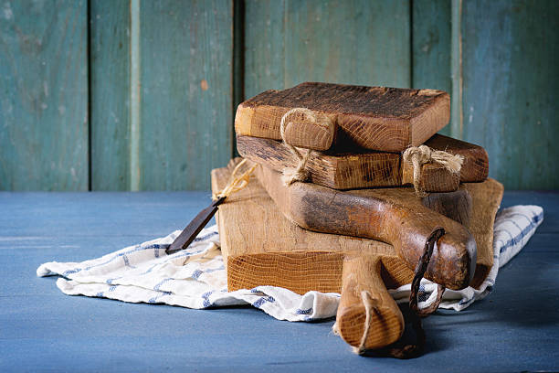 istock Set of wooden chopping boards 510577944