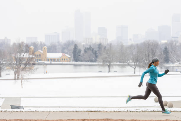 istock Woman Running in Winter 510591020