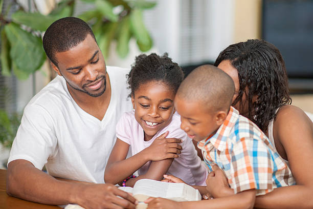 istock Studying the Bible Together 510591144