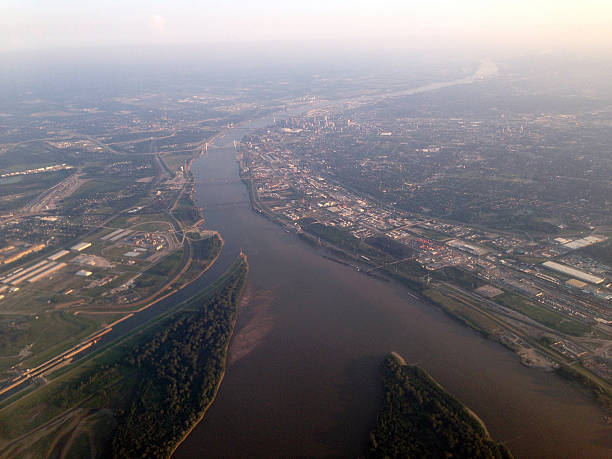 istock Mississippi River, St. Louis, Missouri 510611442
