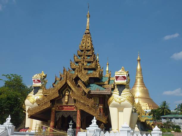 istock Schwedagon Pagoda, South Gate, Yangon Myanmar 510617301