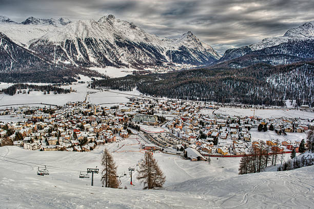 celerina hdr - engadine built structure house mountain stock-fotos und bilder