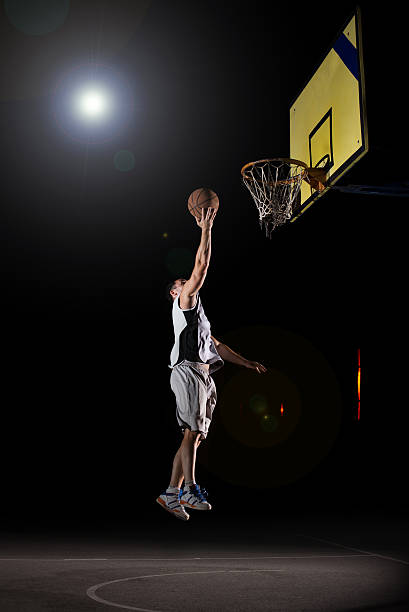 istock Basketball at night 510639959