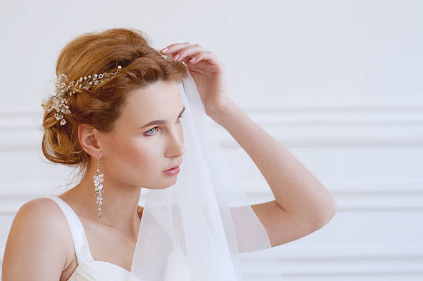 istock Tender young woman wearing headpiece 510641644