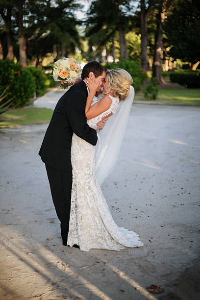 istock Beautiful Couple 510689925