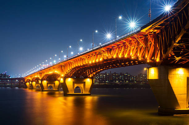 istock Seongsu Bridge at Night 510696465