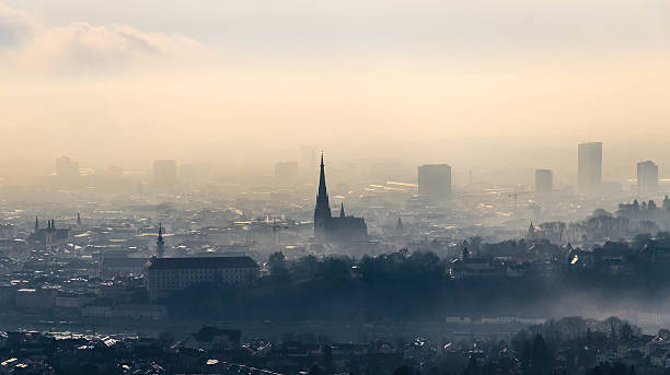 Skyline von Linz in Oberösterreich – Foto