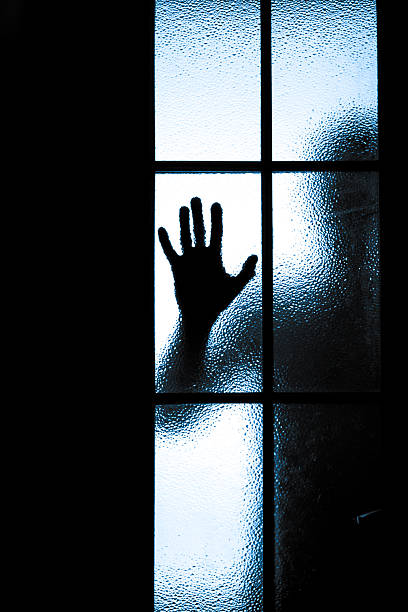 istock diffused silhouette of people 510742313