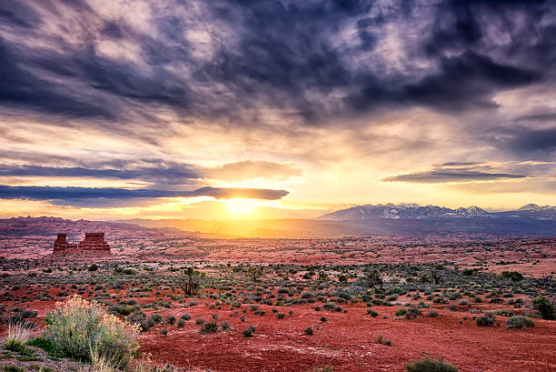 istock Sunrise in the Utah Desert 510764467