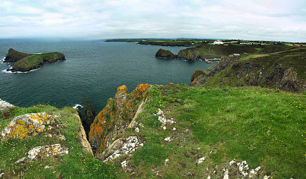 istock Mullion Cove Circuit 510784316