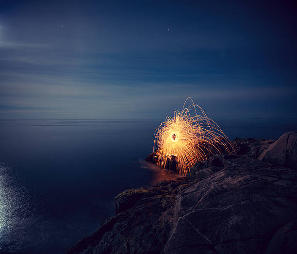 istock Sparking into the Sea 510792567