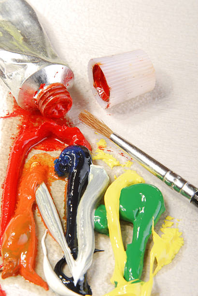 istock oil paint mixing 510795427
