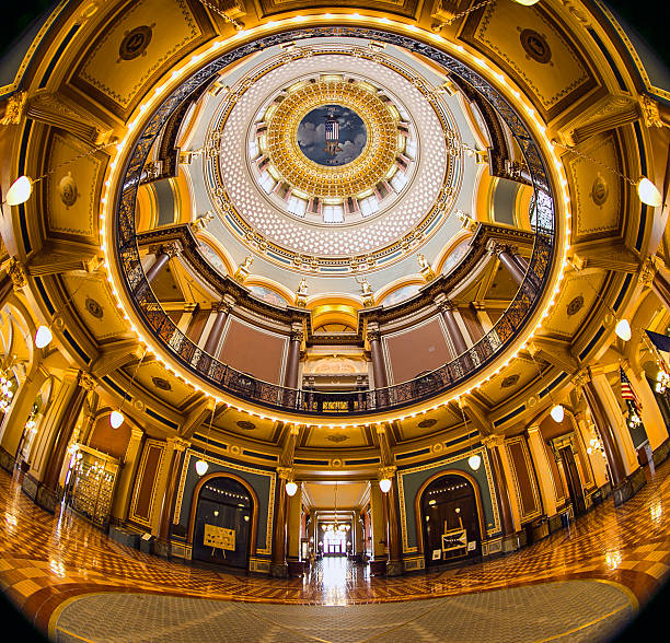 istock Iowa State Capitol Building 510796968